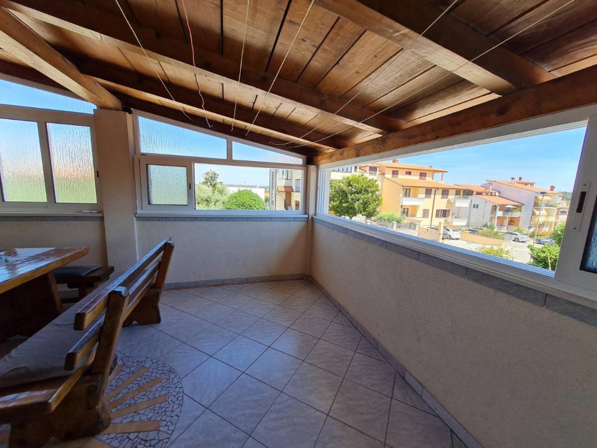Apartmani Amans Pula Ngoại thất bức ảnh