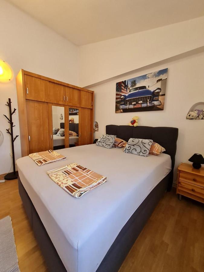 Apartmani Amans Pula Ngoại thất bức ảnh