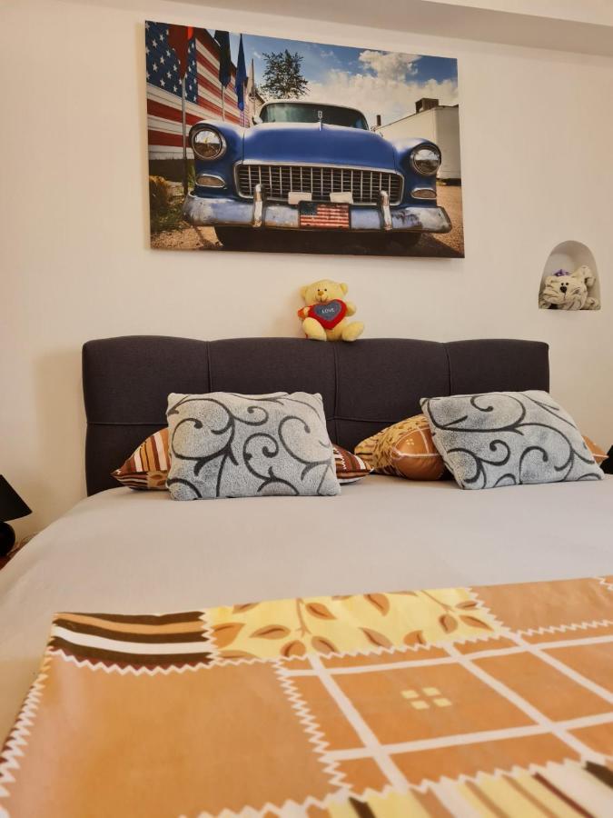 Apartmani Amans Pula Ngoại thất bức ảnh