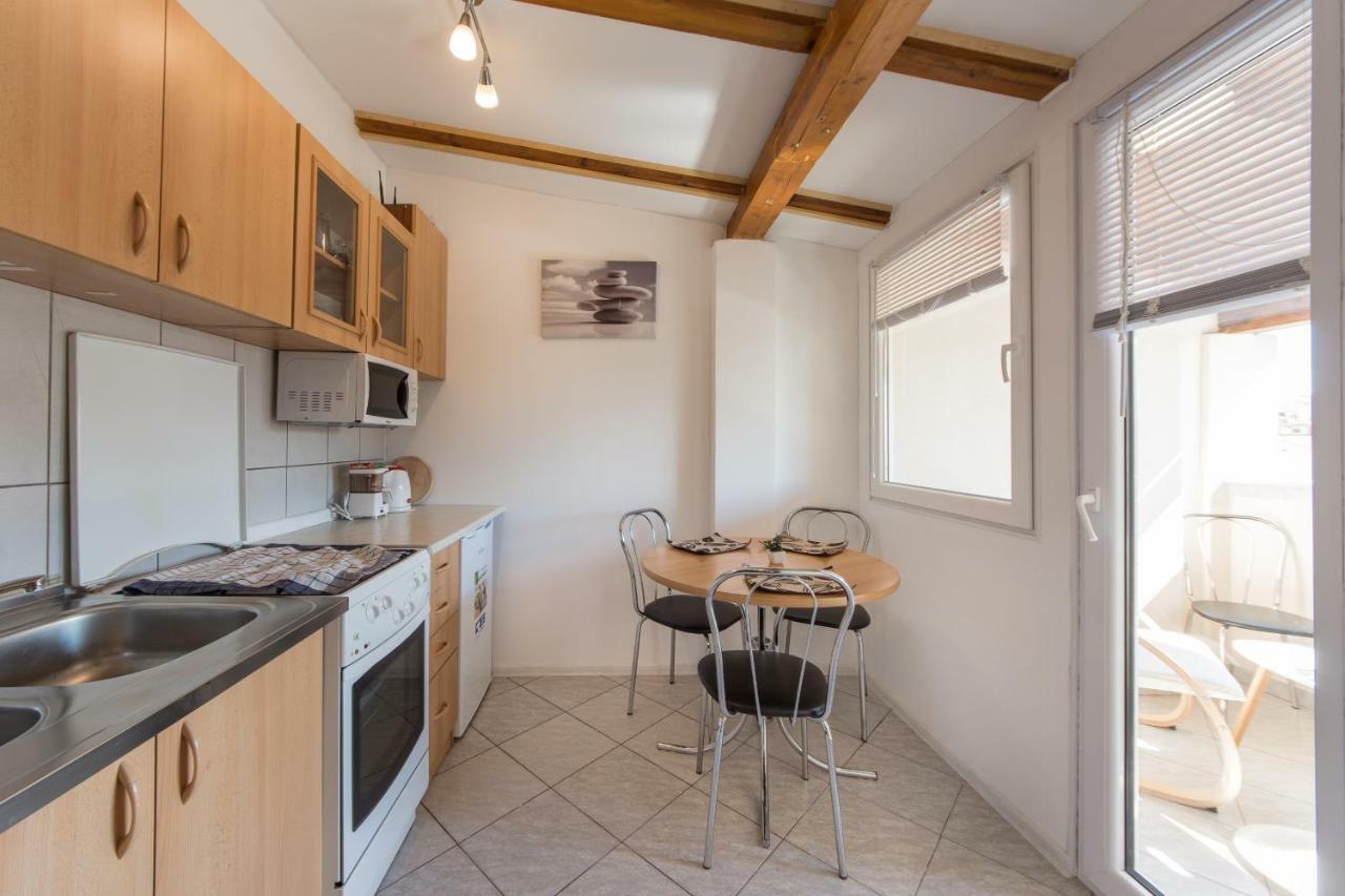 Apartmani Amans Pula Ngoại thất bức ảnh