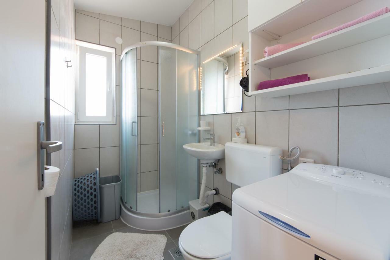 Apartmani Amans Pula Ngoại thất bức ảnh